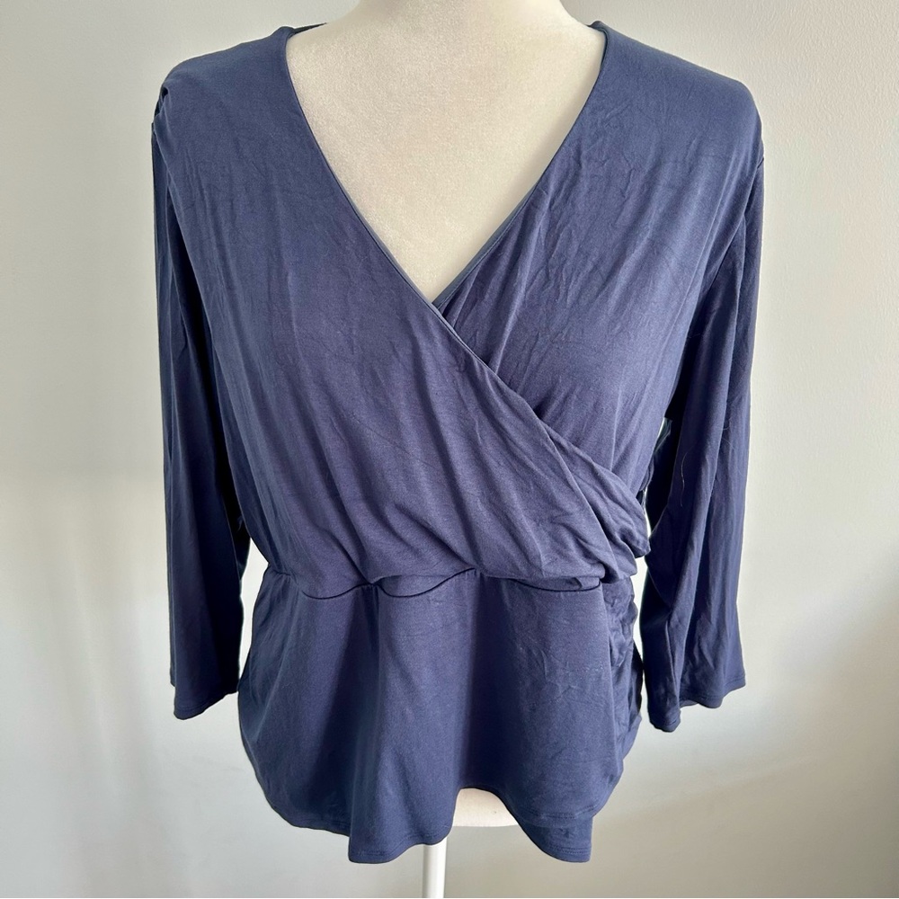 Vince Camuto Ladies Top - Size XL